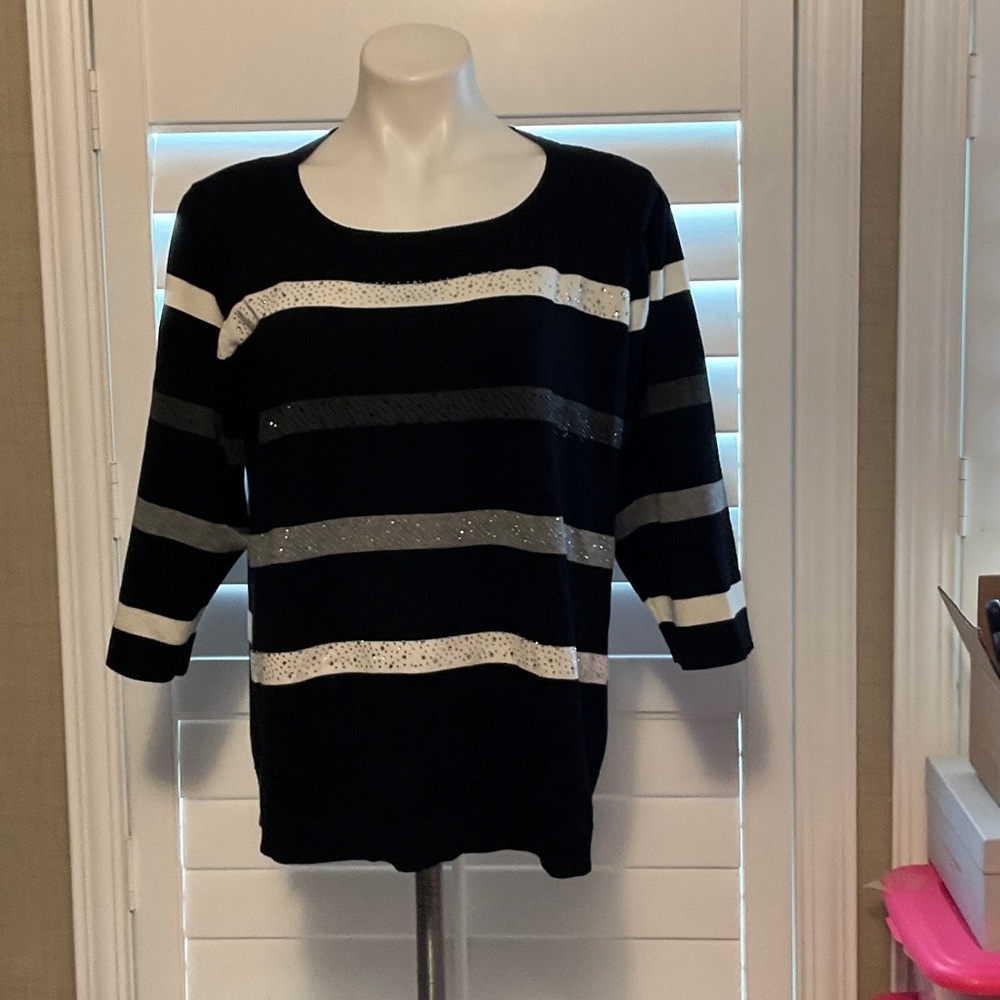 Spense Black and White Striped Women's Sweater